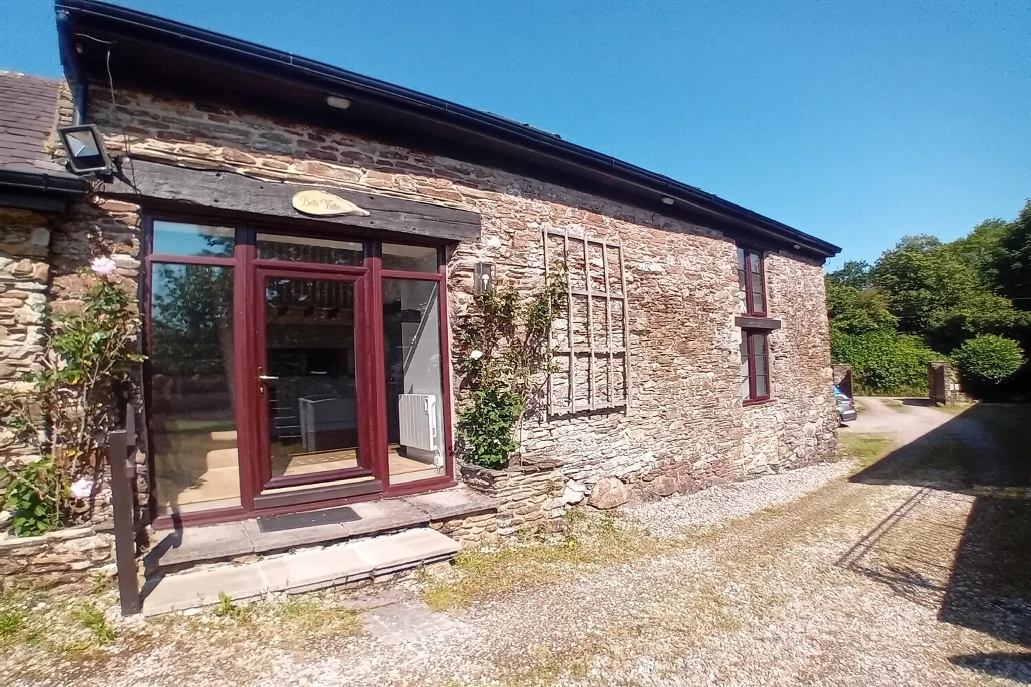 House Hutcherleigh Cross in South Hams