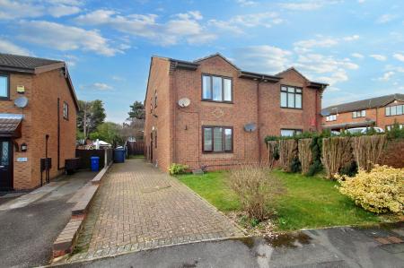 Flat Deanscroft Way in Stoke-on-Trent