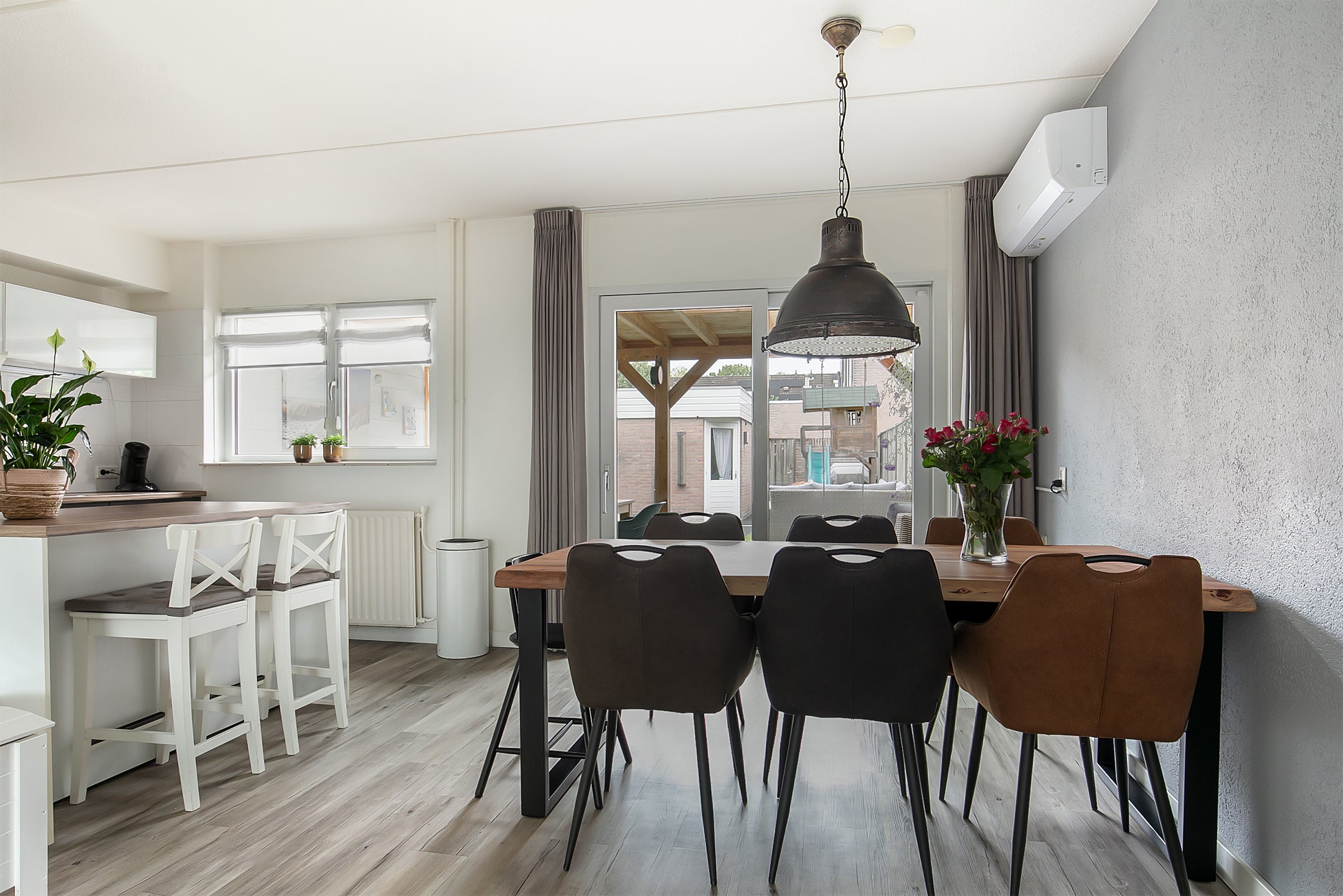 Tussenwoning te koop: Gascognehof 17, Eindhoven