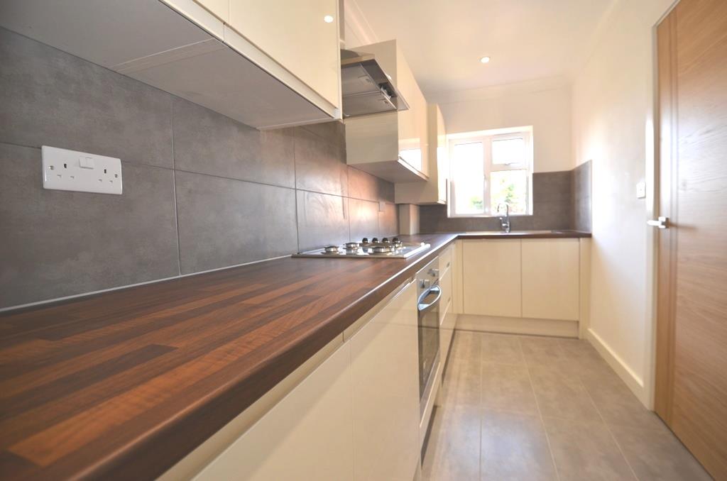 Flat Heath Road in Greater London