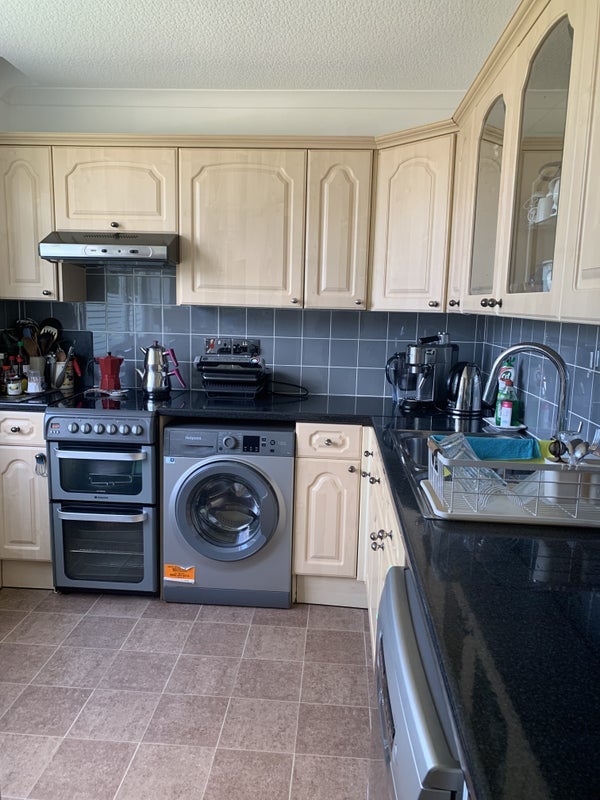 Room Sandrock Place in Greater London