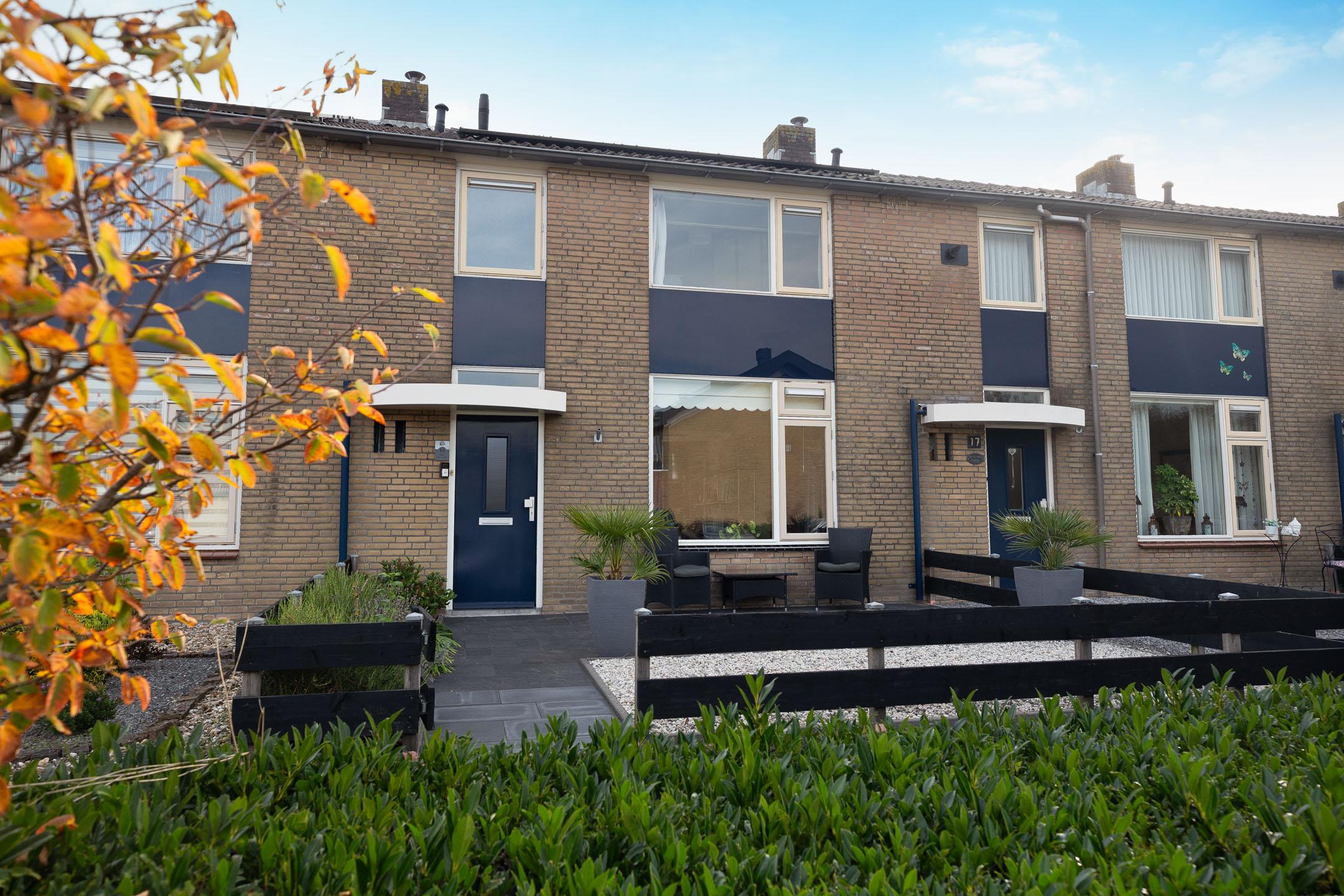 Huis Willem Alexanderstraat 15 in Sprang-Capelle