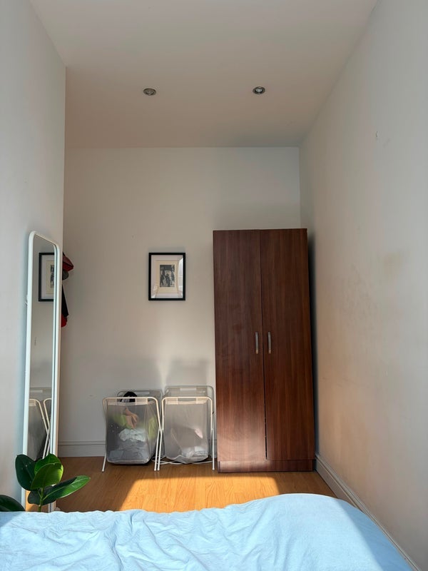 Room Stoke Newington Road in Greater London