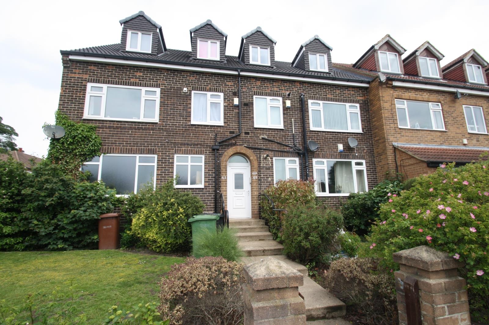 Flat Chelwood Avenue in Leeds