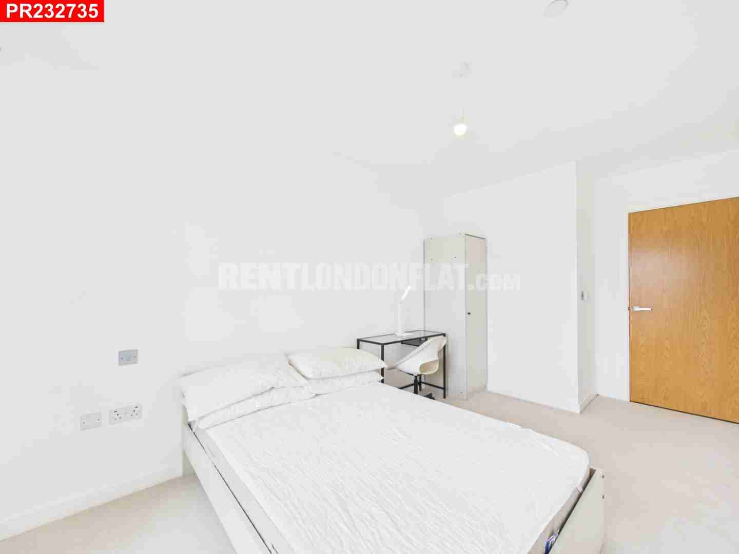 Flat Thonrey Close in Greater London