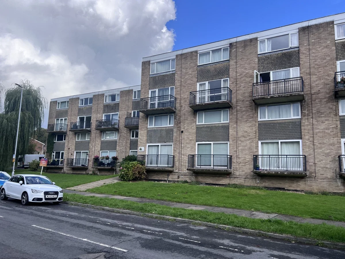 Flat St. Pauls Way in Folkestone and Hythe District