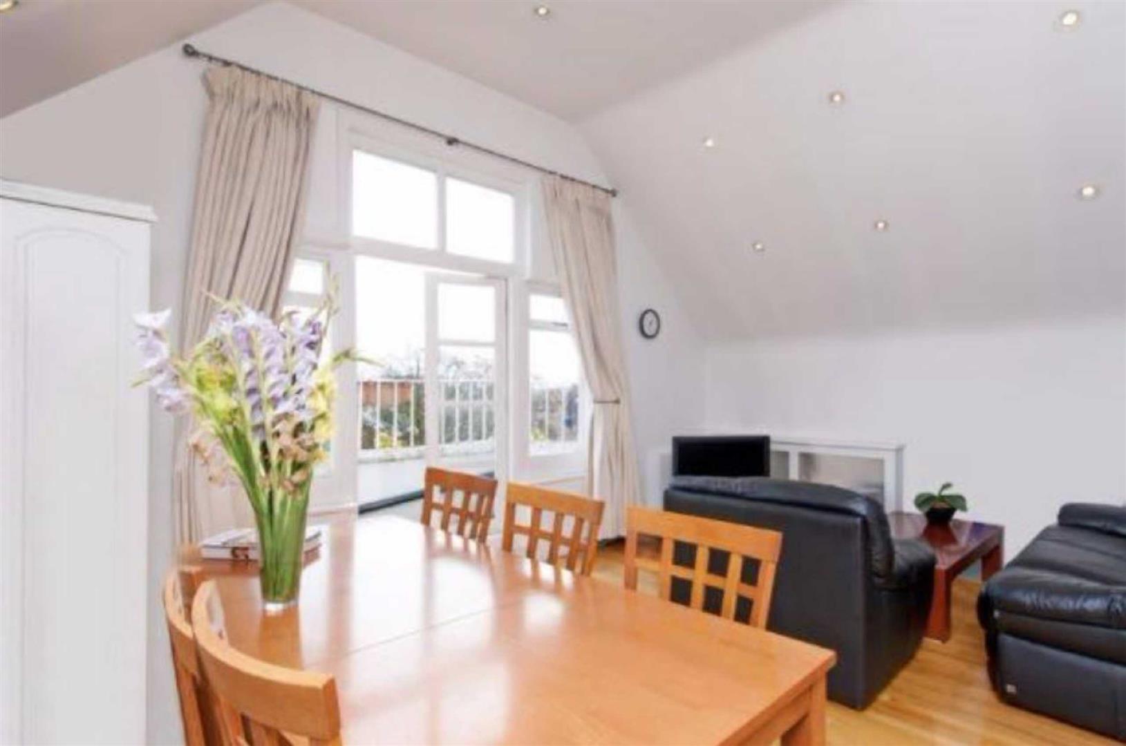 House Greencroft Gardens in Greater London