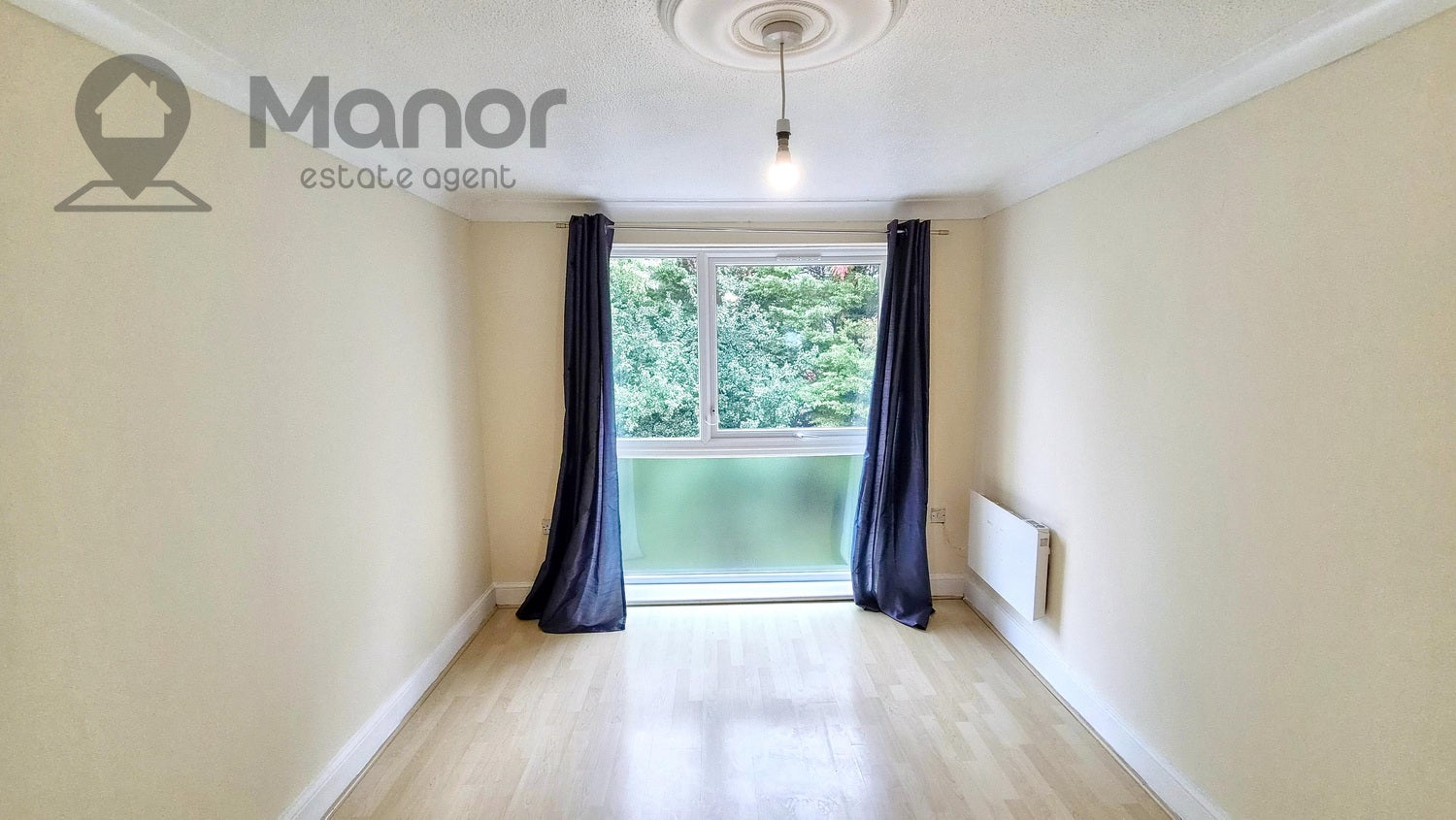 Flat Trotwood in Epping Forest
