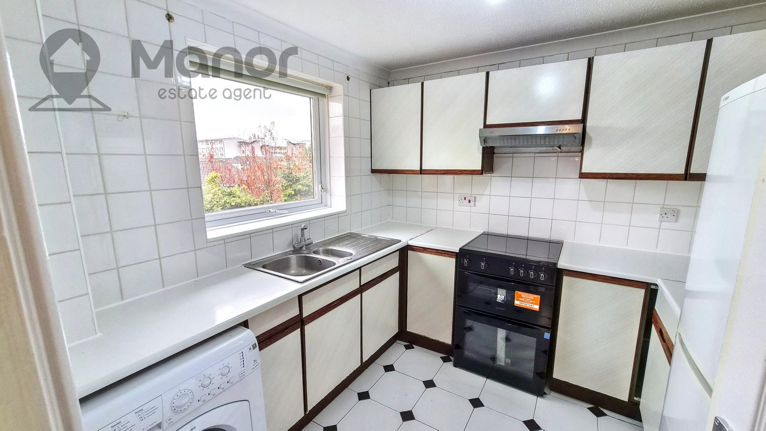 Flat Trotwood in Epping Forest