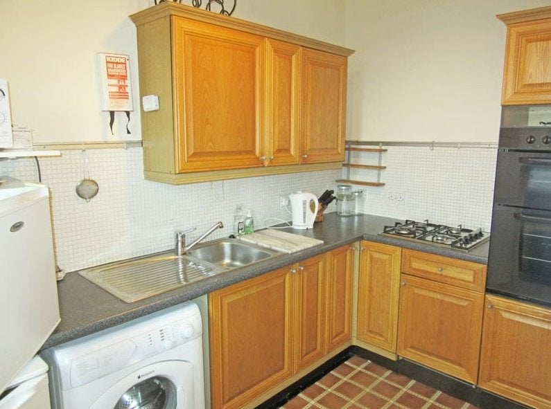 Flat Lochrin Place in City of Edinburgh