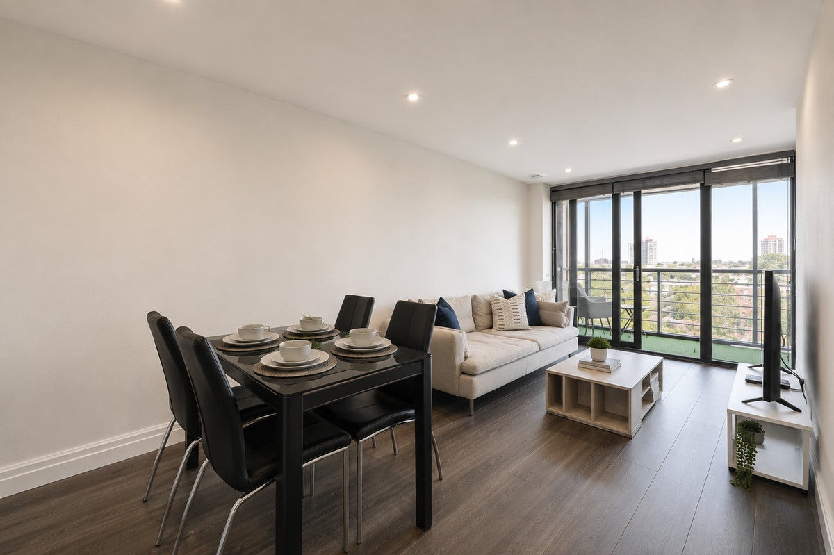 Flat Sheldon Square in City of Westminster