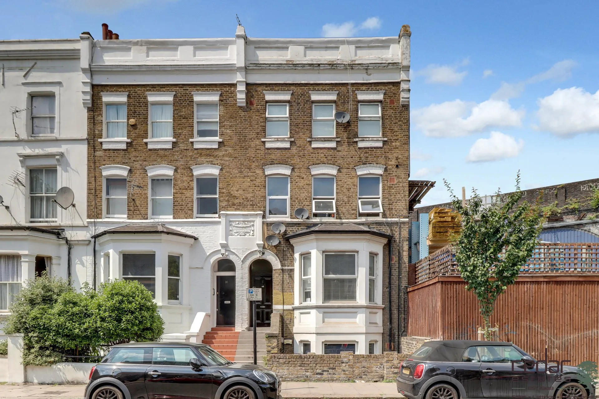Flat Iverson Road in Greater London