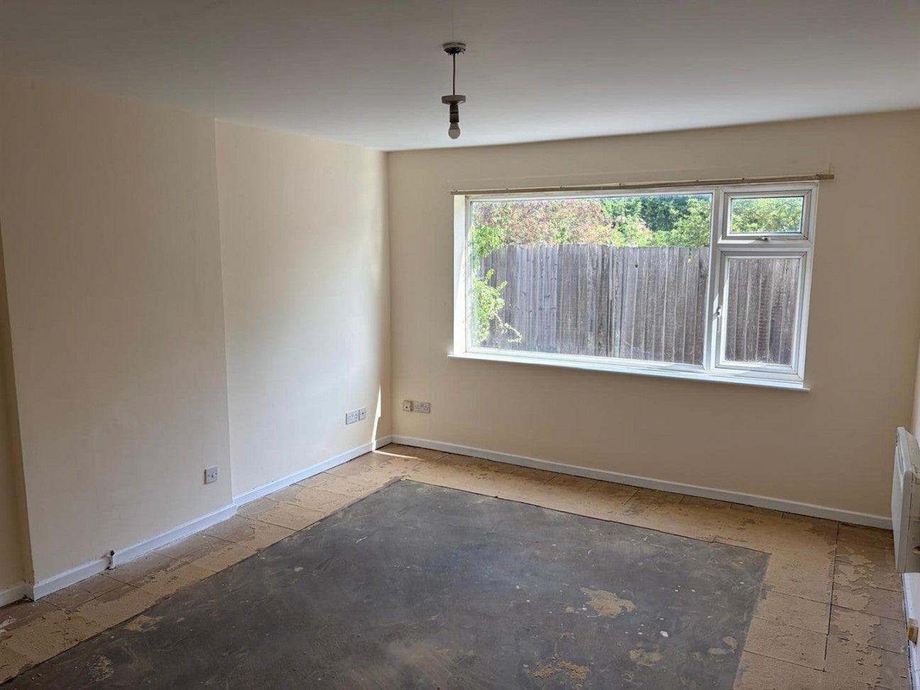 Flat Bidford Close in Braunstone Town