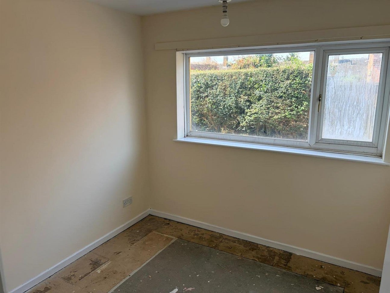 Flat Bidford Close in Braunstone Town