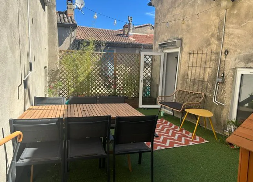 House Rue du Château in Sorgues