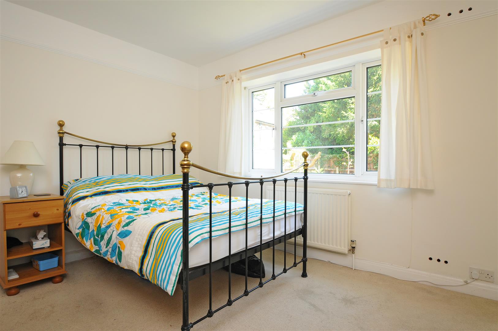 Flat Queen's Road in Greater London