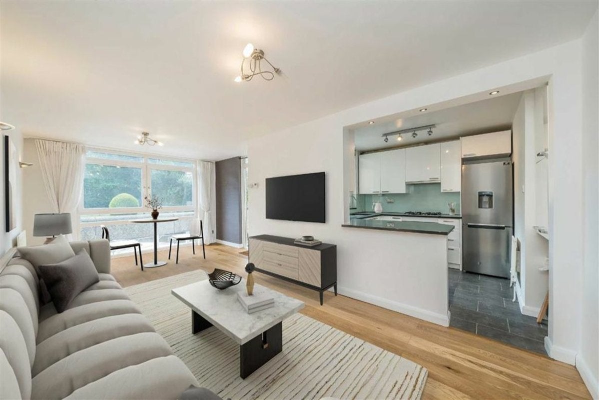 Flat Fairways in Greater London
