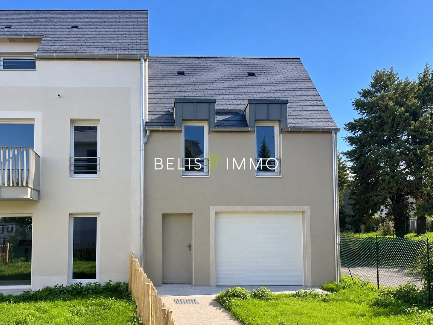 House Avenue Paul-Louis Courier in Montlouis-sur-Loire