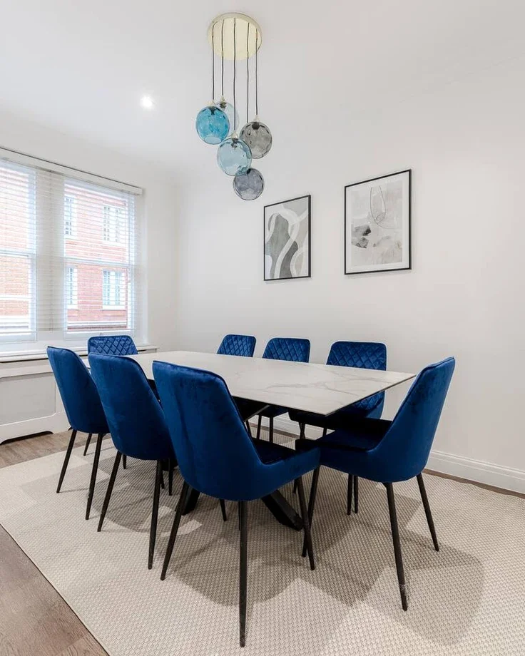 Flat Nassau Street in City of Westminster