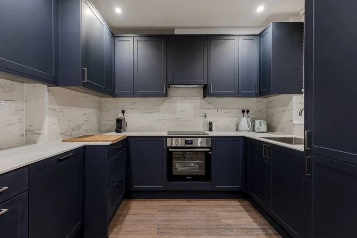 Flat Nassau Street in City of Westminster