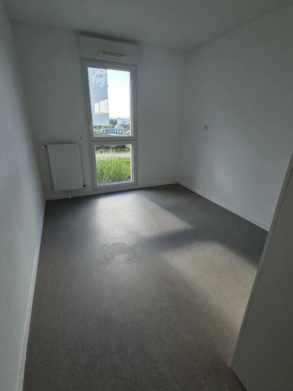Flat Avenue des Champs Bleus in Vezin-le-Coquet