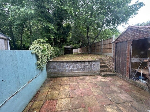 House Bramingham Road in Luton