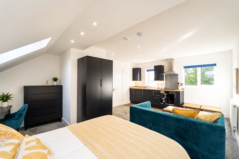 Room Sunnyside Road in Weston-super-Mare