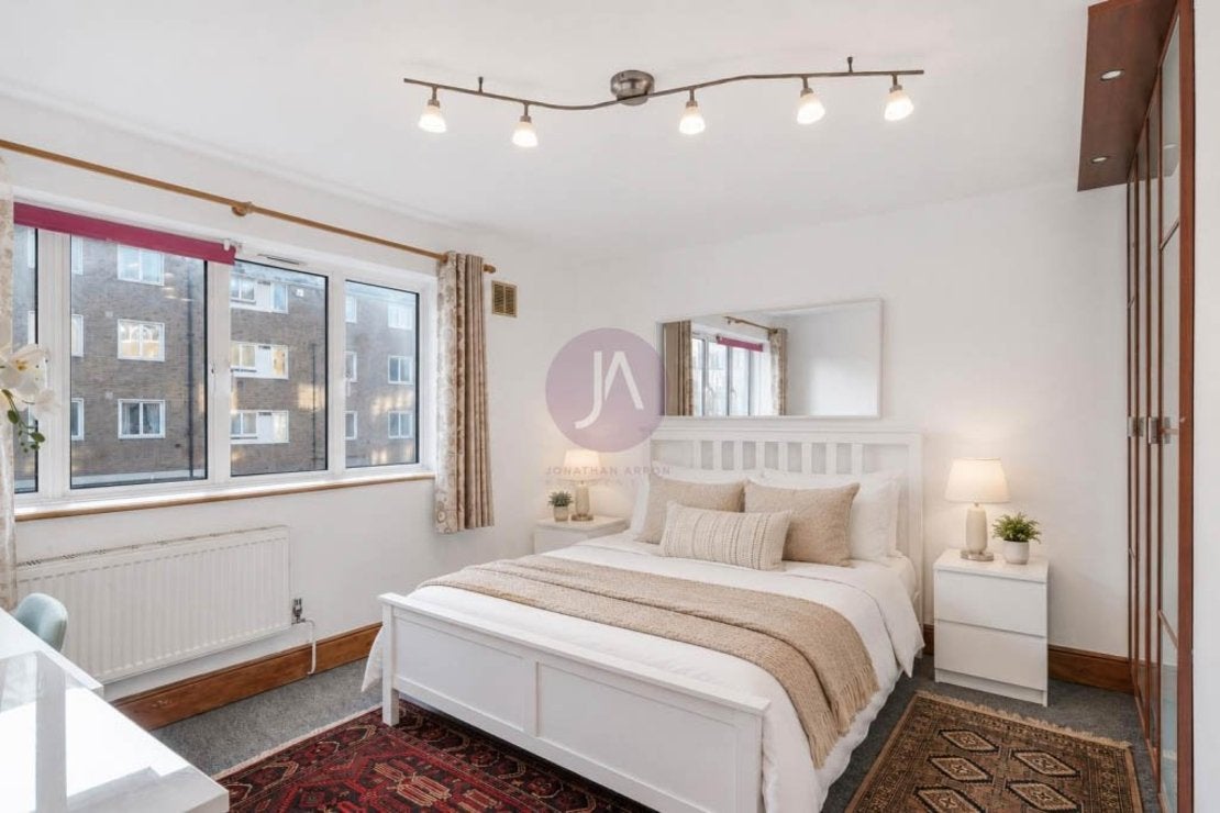 Flat Abercorn Place in City of Westminster