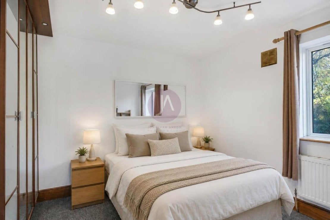 Flat Abercorn Place in City of Westminster