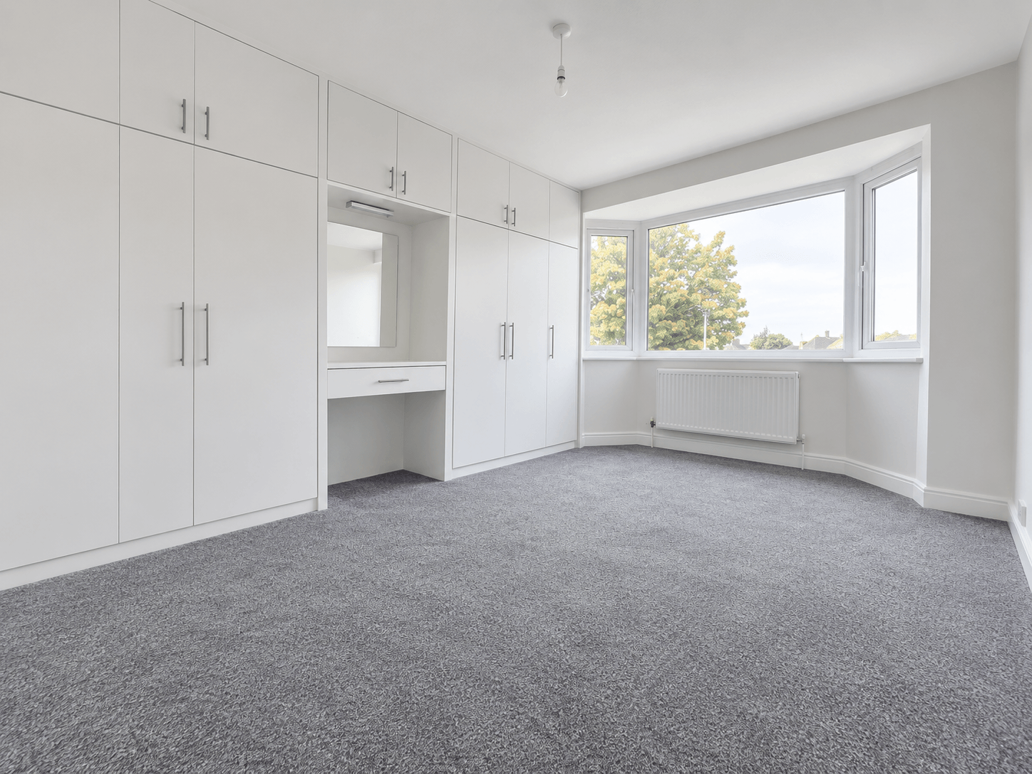 Flat Haddon Road in Greater London
