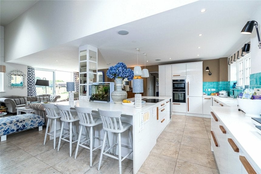 House Blackpond Lane in Farnham Royal