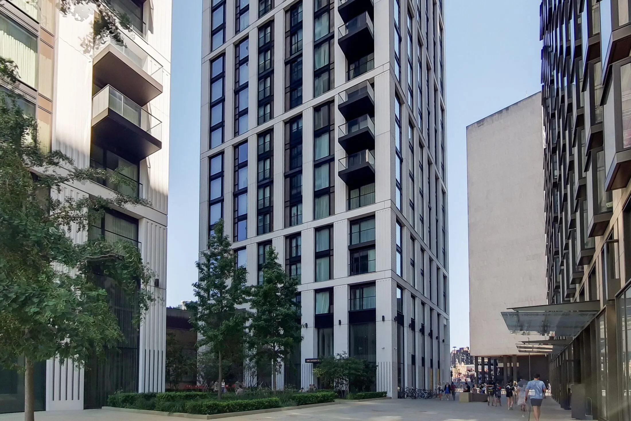 Flat Sutton Walk in Greater London