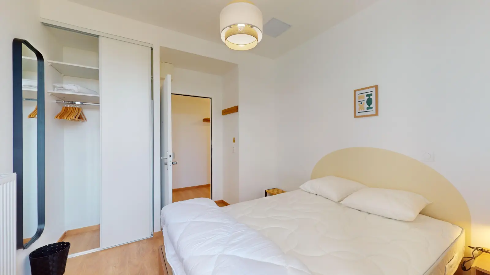 Room Place de la Pergola in Cergy