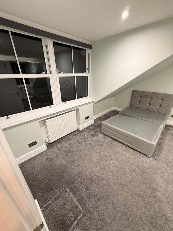 Room Sandford Road in Greater London