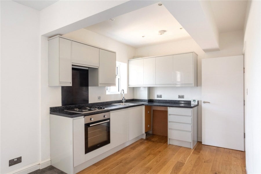 Flat Matlock Road in Brighton