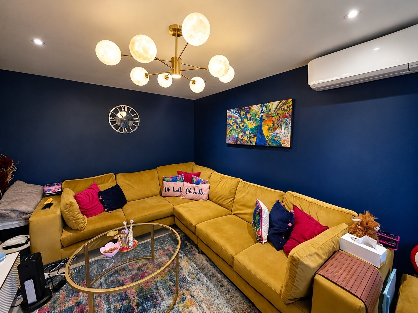 Flat Sandsdown Close in High Wycombe