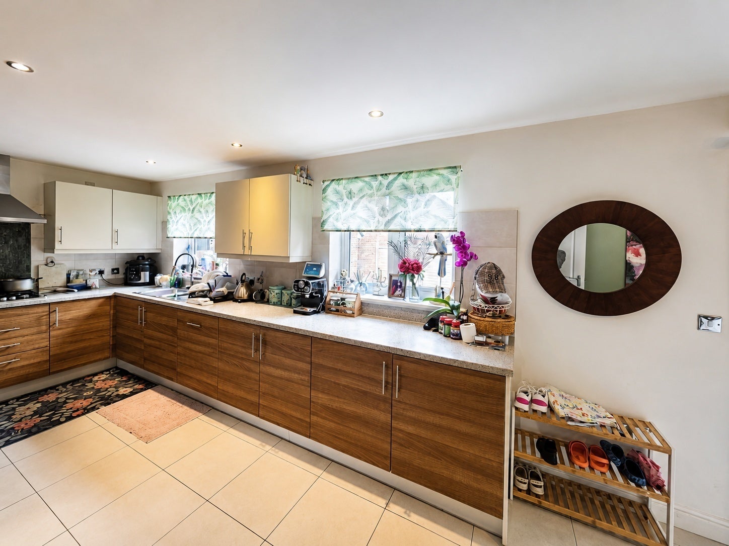 Flat Sandsdown Close in High Wycombe