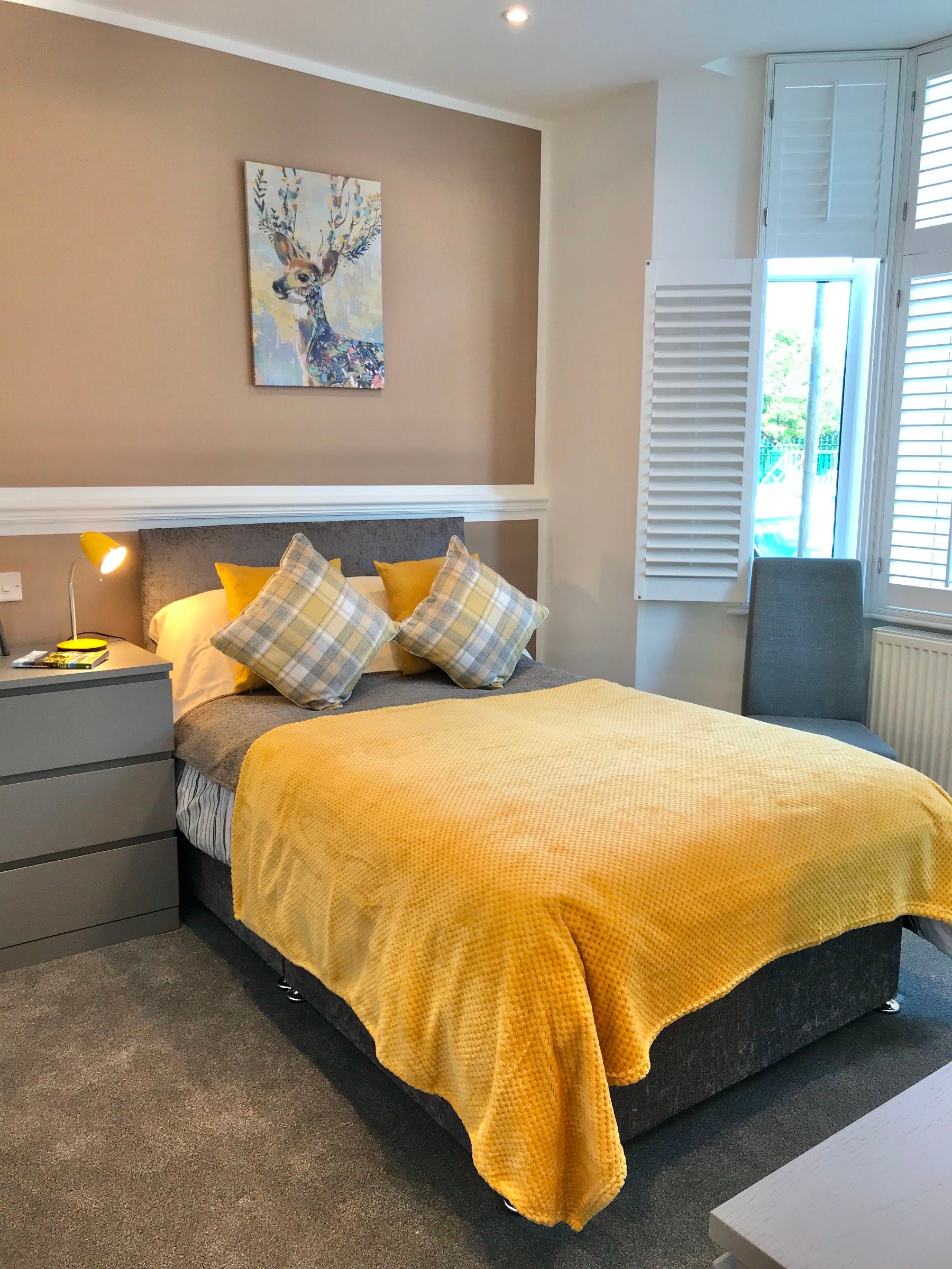 Room Furnival Street in Crewe