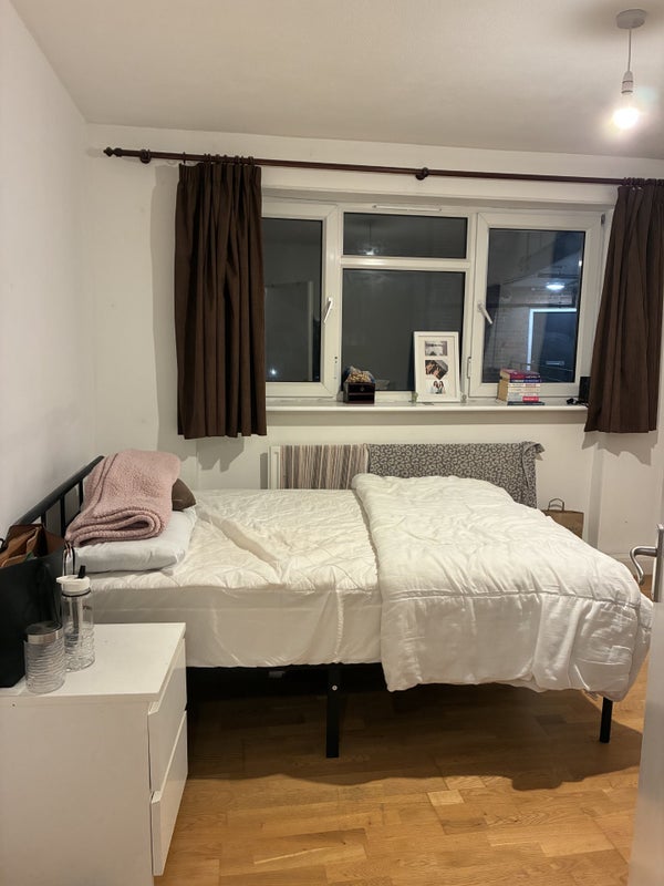 Flat Studley Road in Greater London