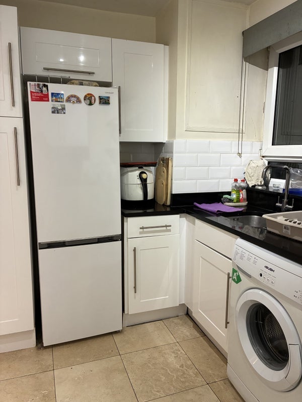 Flat Studley Road in Greater London