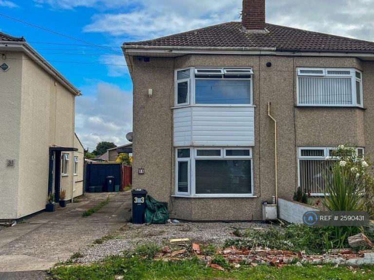 House Beach Road in Severn Beach