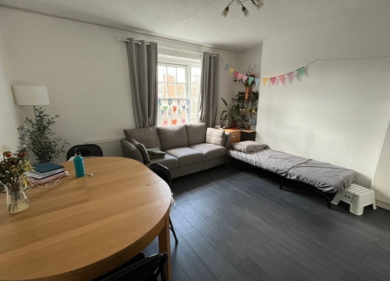 Room Chalton Street in Greater London