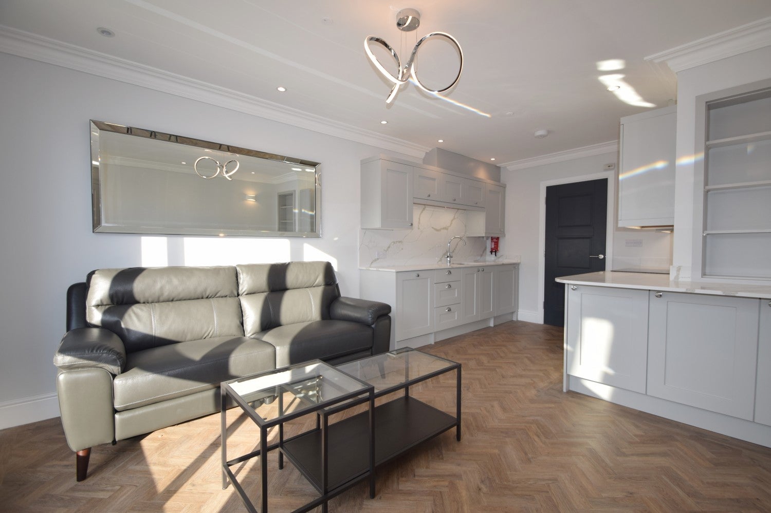 Flat Marlborough Road in Cardiff