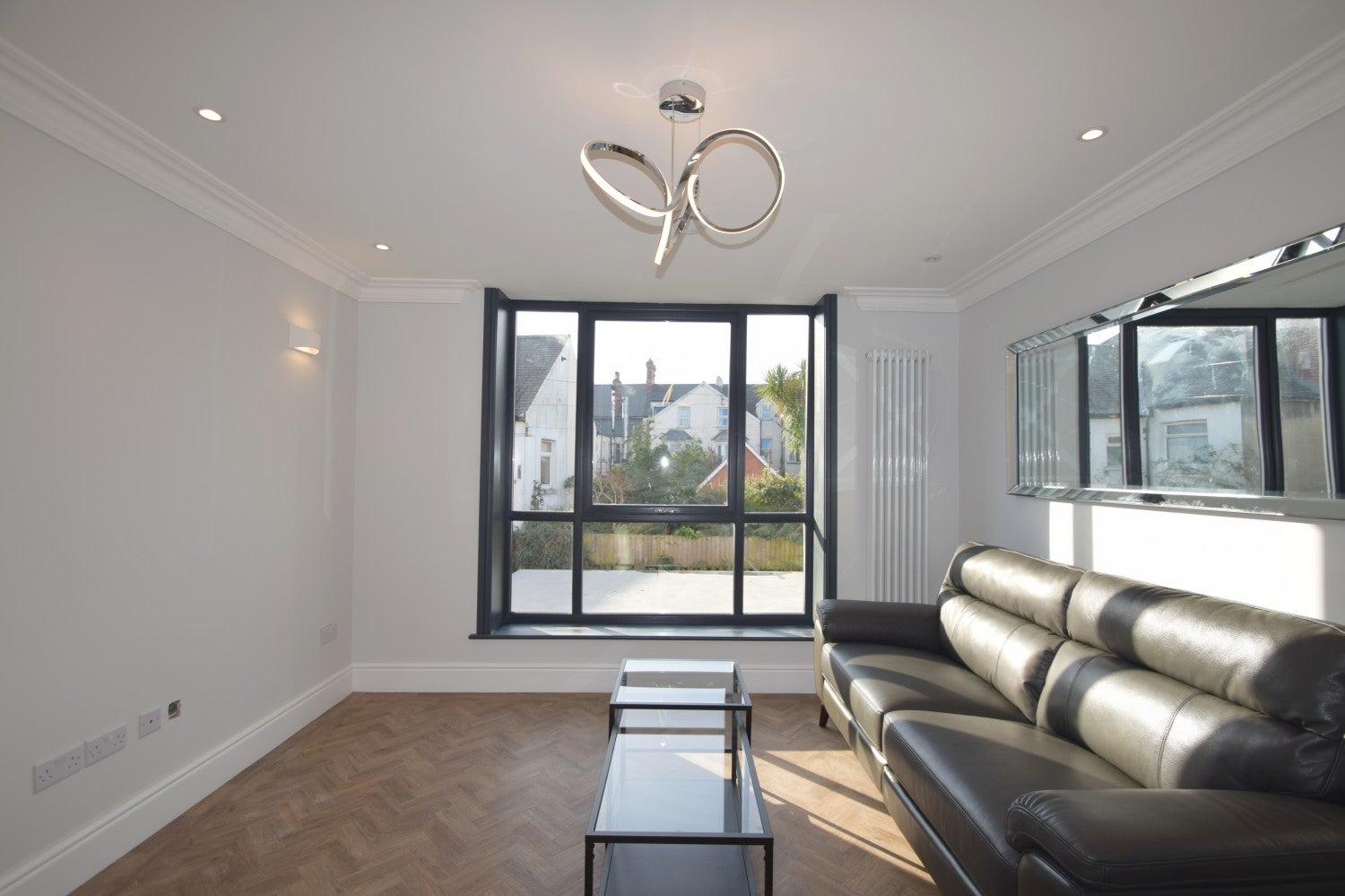 Flat Marlborough Road in Cardiff