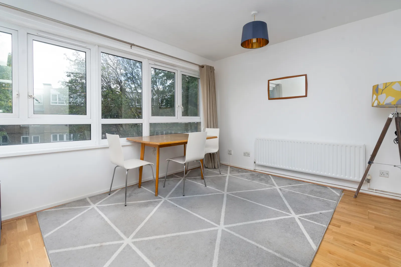 Room Brecknock Road in Greater London