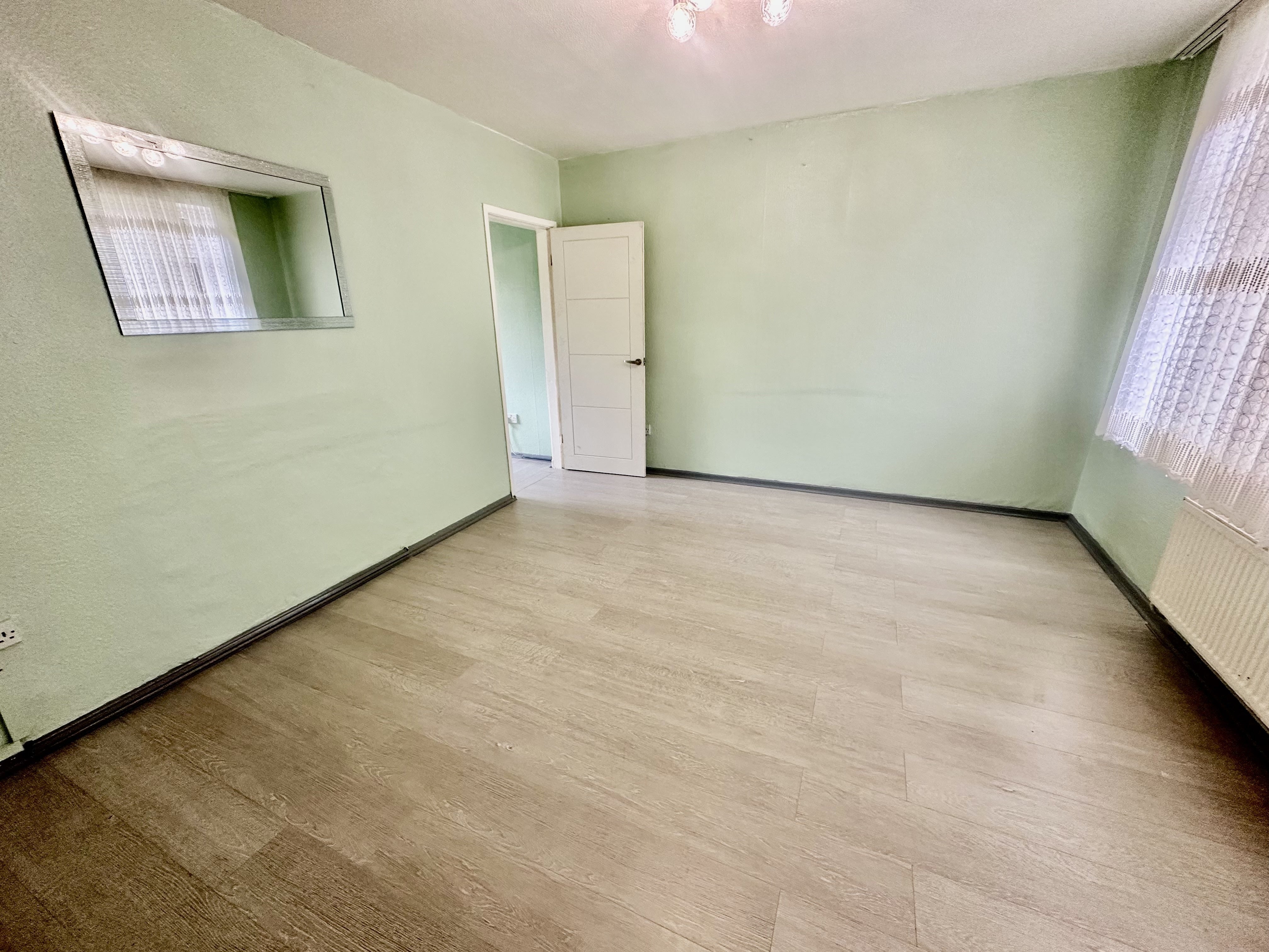 House Atholl Crescent in Doncaster