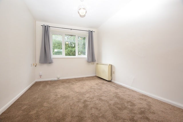 Flat Aldine Court in Sheffield