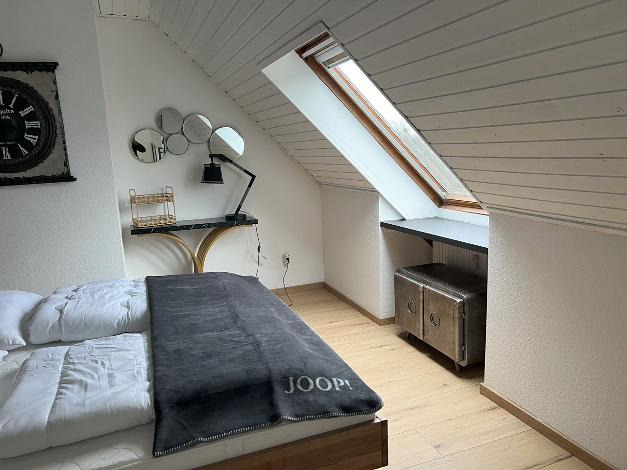 Wohnung Niederkasseler Kirchweg in Düsseldorf