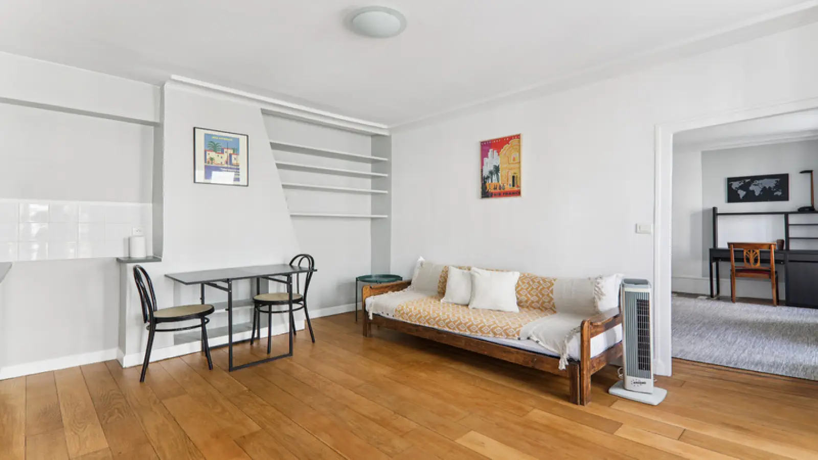 Flat Rue de Charenton in Paris