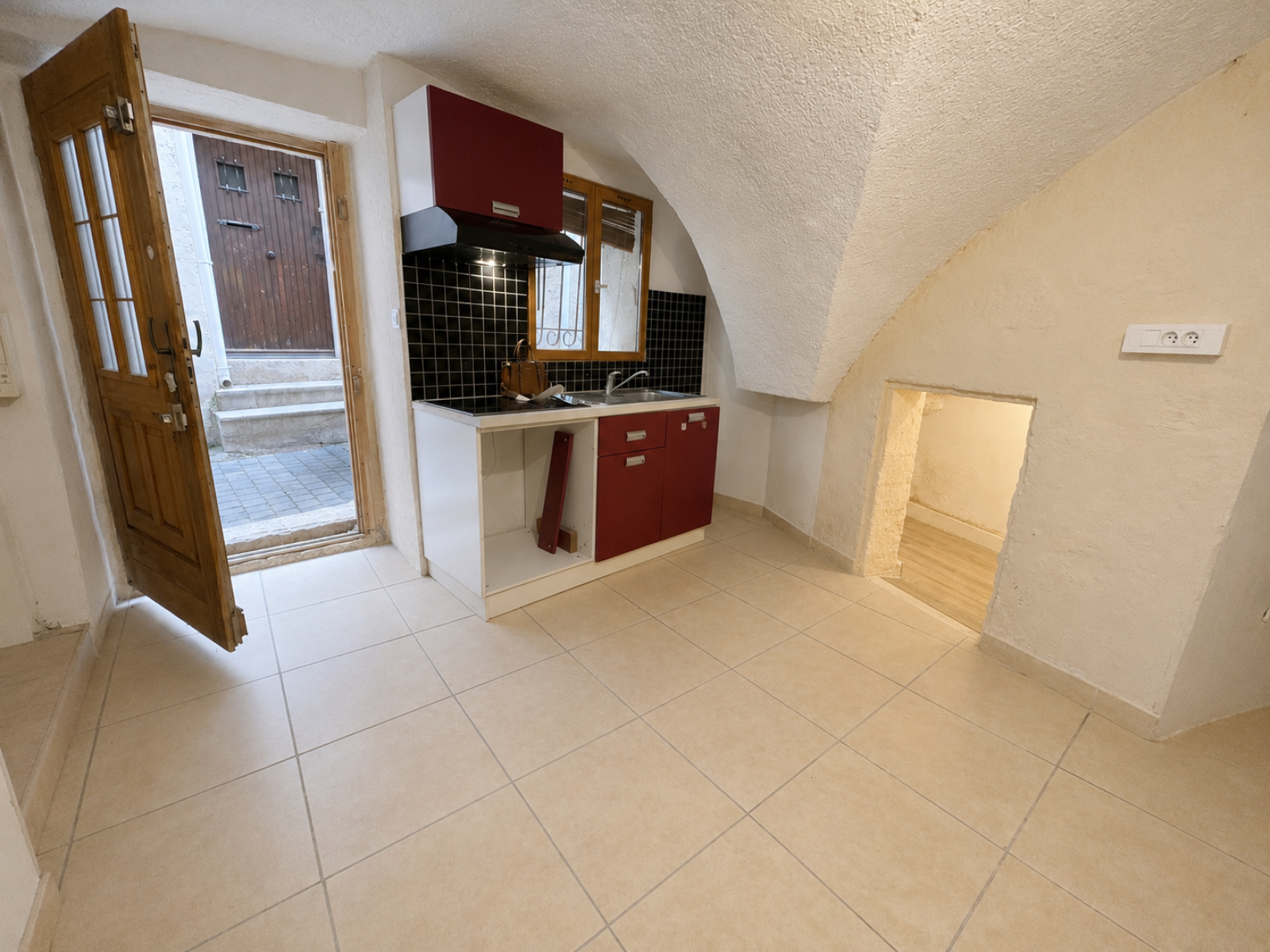 Chambre Avenue de Bédarieux à Poussan